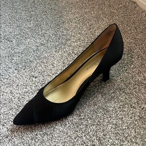Liz Claiborne Black Dannie Footwear